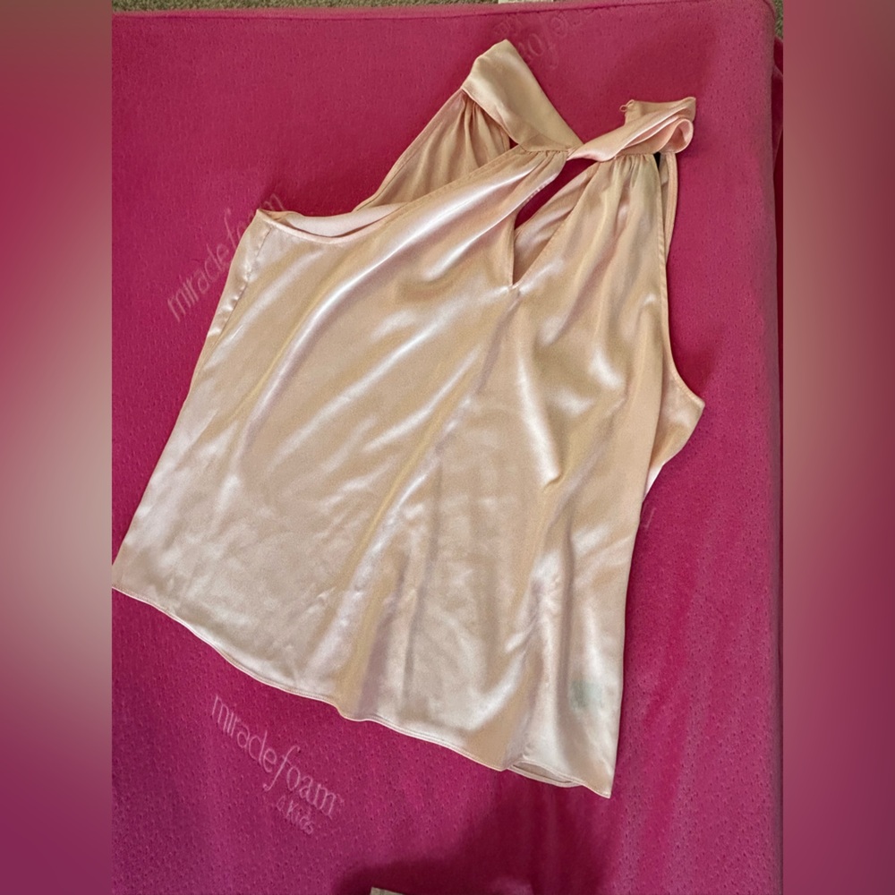Elegant Pink Sleeveless Blouse